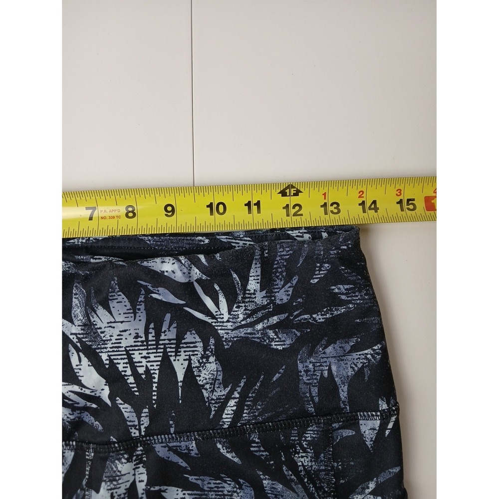 Gaiam Yoga Leggings Medium Black Gray Abstract Leaf Floral Crop Workout Athletic - Picture 13 of 16